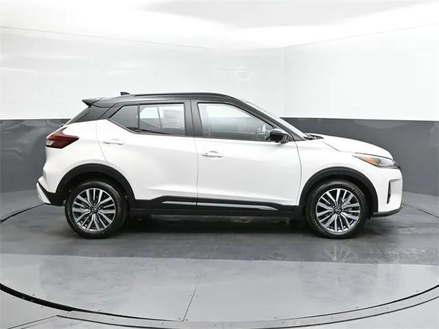 new 2024 Nissan Kicks car, priced at $22,918