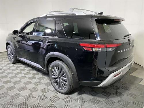 new 2025 Nissan Pathfinder car, priced at $50,600