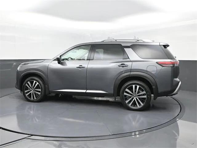 new 2025 Nissan Pathfinder car, priced at $46,249