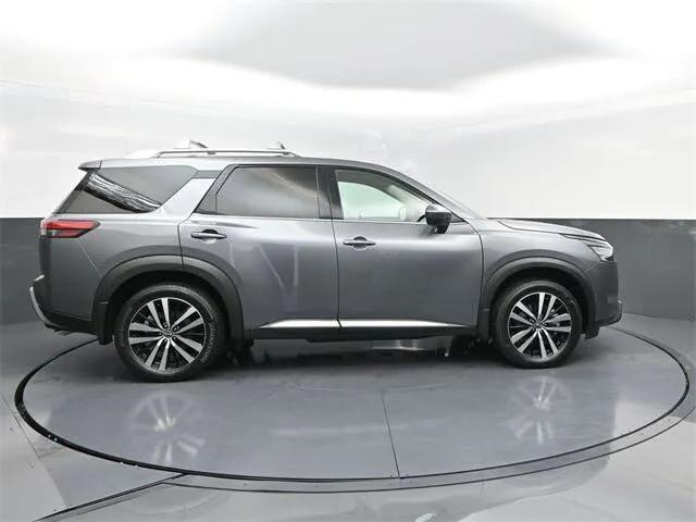 new 2025 Nissan Pathfinder car, priced at $46,249