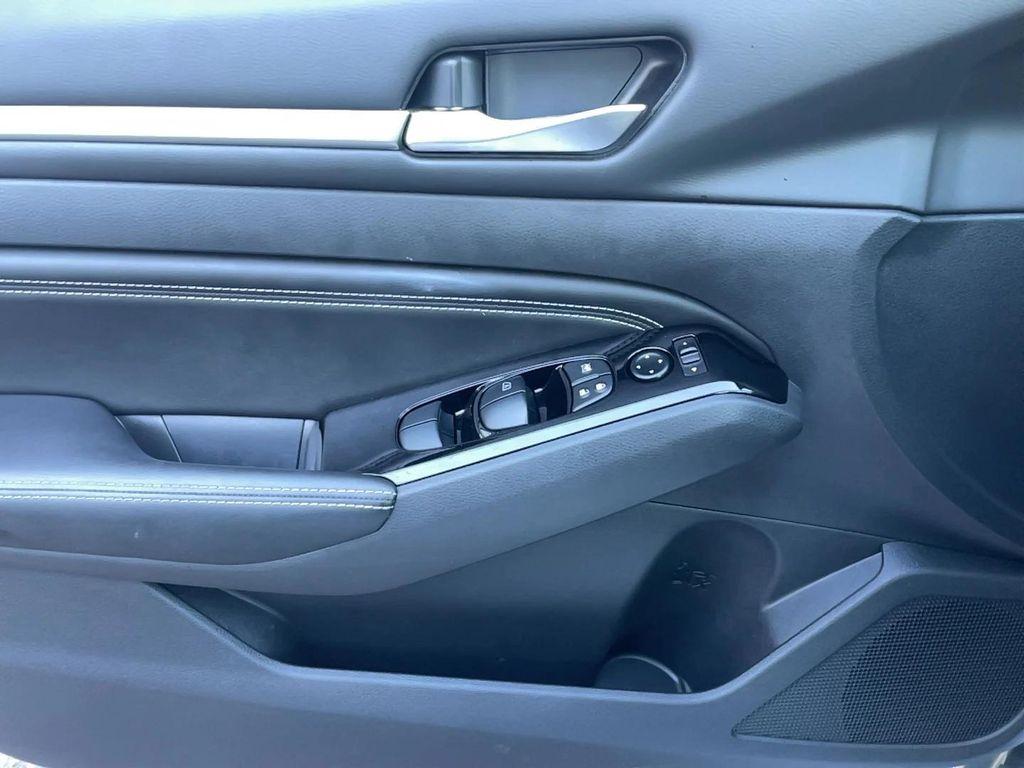 used 2023 Nissan Altima car, priced at $25,991