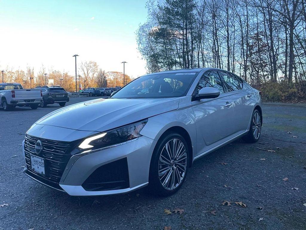 used 2023 Nissan Altima car, priced at $25,991
