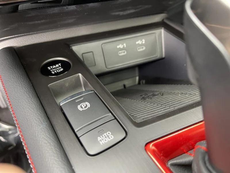 new 2025 Nissan Kicks car, priced at $33,440