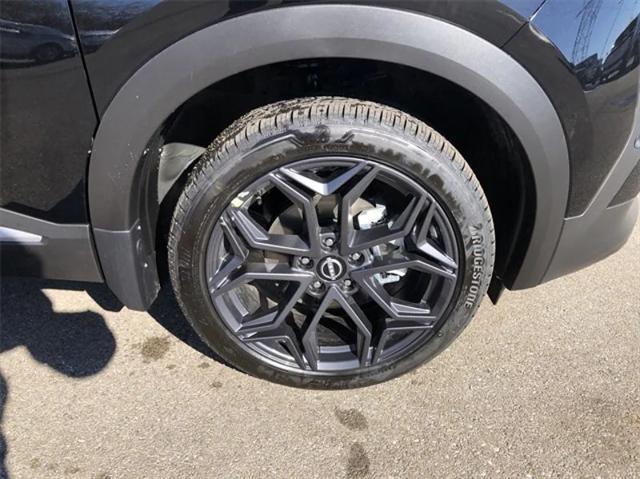 new 2025 Nissan Kicks car, priced at $33,440
