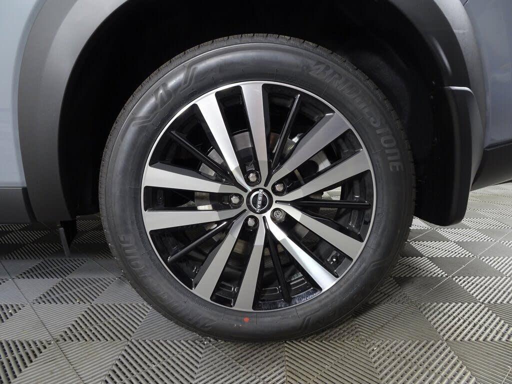 new 2025 Nissan Pathfinder car, priced at $55,545