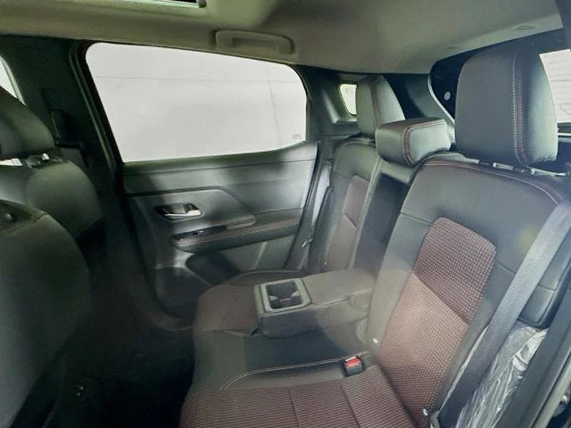 new 2025 Nissan Kicks car, priced at $32,445