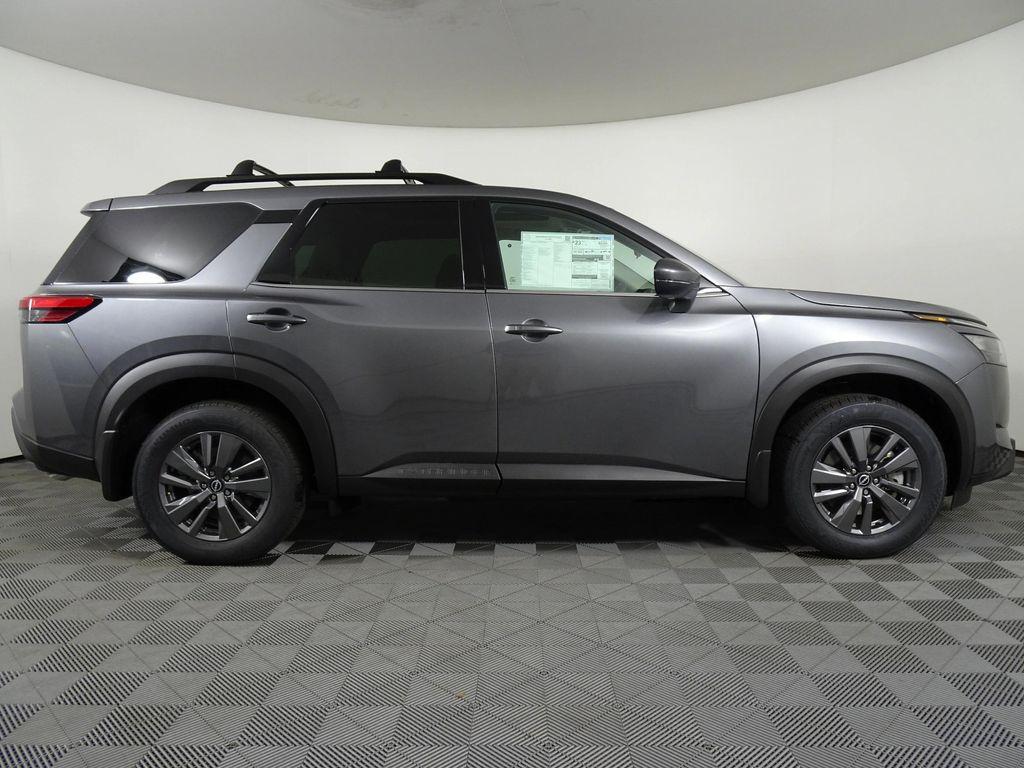 new 2025 Nissan Pathfinder car, priced at $43,775