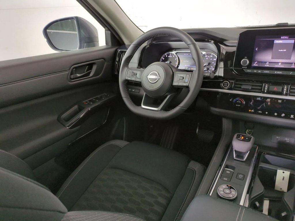new 2025 Nissan Pathfinder car, priced at $43,775