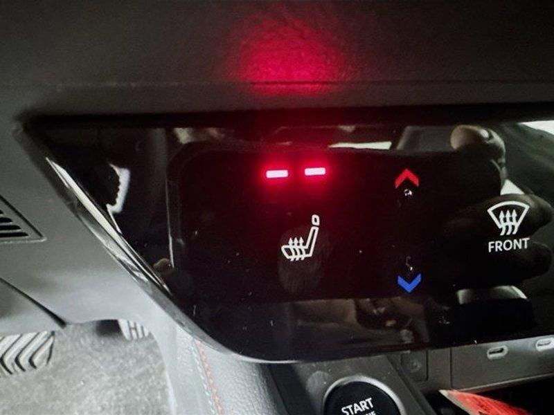 new 2025 Nissan Kicks car, priced at $32,110