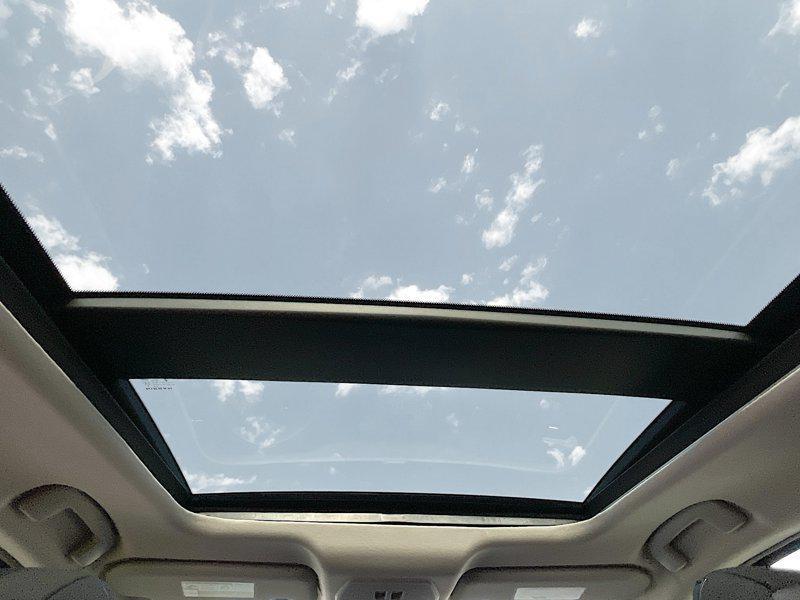 new 2025 Nissan Kicks car, priced at $32,110