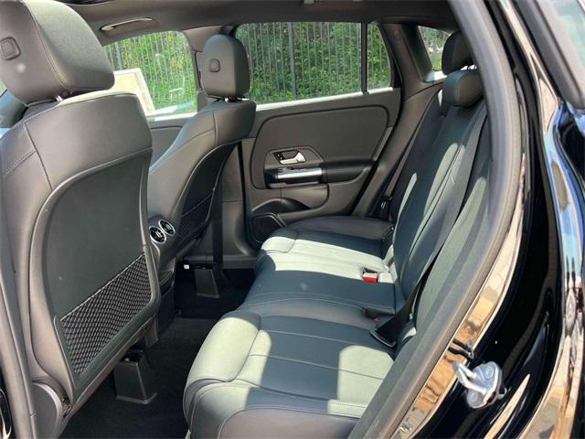 used 2022 Mercedes-Benz GLA 250 car, priced at $32,401