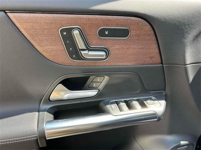 used 2022 Mercedes-Benz GLA 250 car, priced at $32,401