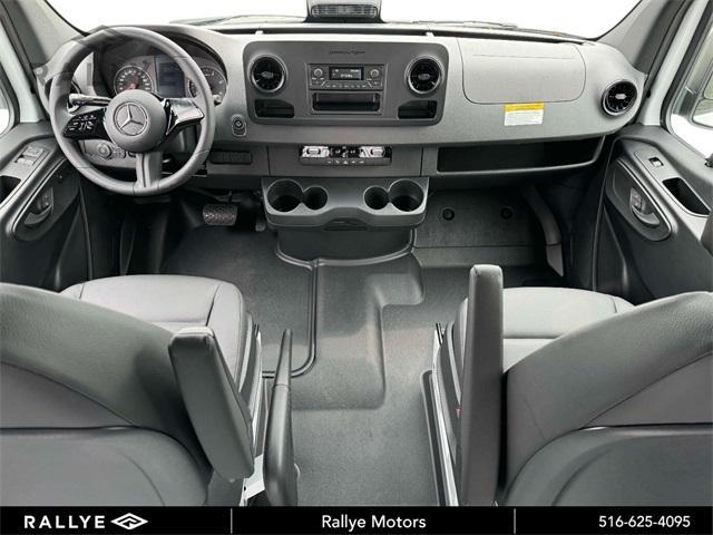 new 2025 Mercedes-Benz Sprinter 3500 car, priced at $67,060