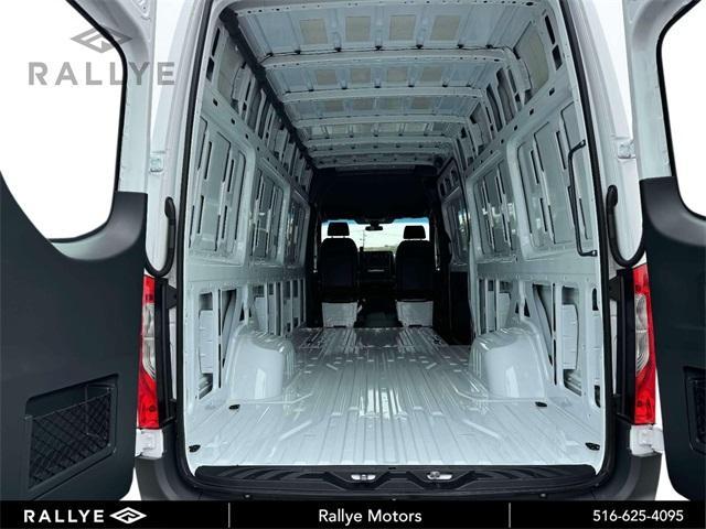 new 2025 Mercedes-Benz Sprinter 3500 car, priced at $67,060
