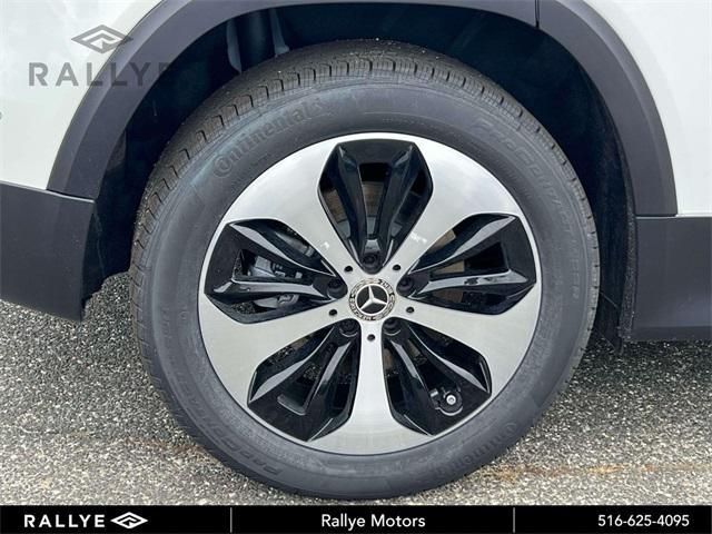 new 2026 Mercedes-Benz GLB 250 car, priced at $52,415