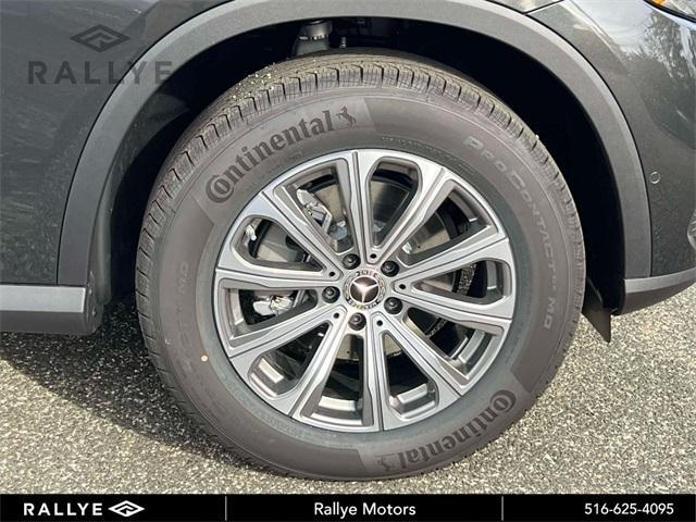 new 2026 Mercedes-Benz GLC 300 car, priced at $58,185