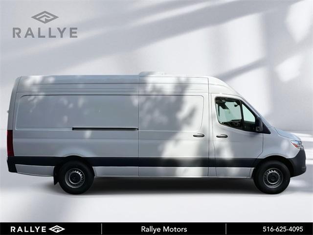 new 2025 Mercedes-Benz Sprinter 2500 car, priced at $92,195