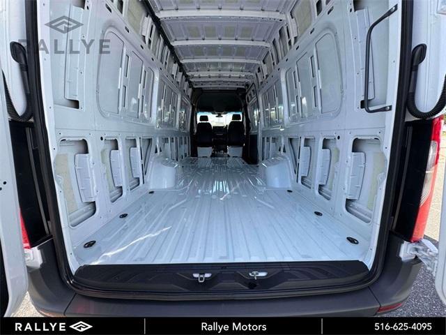 new 2025 Mercedes-Benz Sprinter 3500 car, priced at $69,306