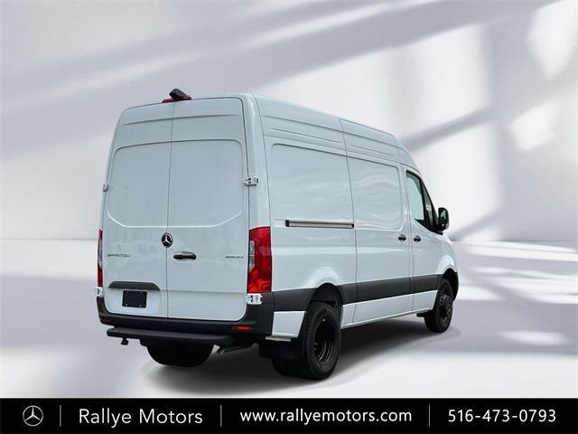 new 2025 Mercedes-Benz Sprinter 3500 car, priced at $64,560