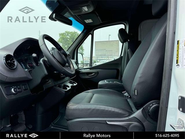 new 2025 Mercedes-Benz Sprinter 2500 car, priced at $55,695