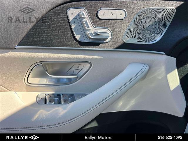 new 2025 Mercedes-Benz GLS 450 car, priced at $97,430