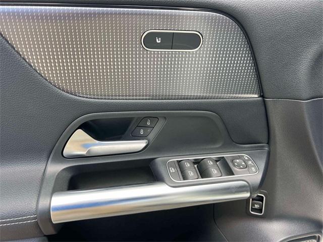 used 2022 Mercedes-Benz GLA 250 car, priced at $30,543