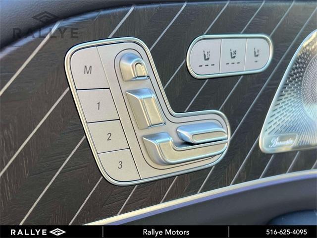 new 2026 Mercedes-Benz Maybach GLS 600 car, priced at $206,455