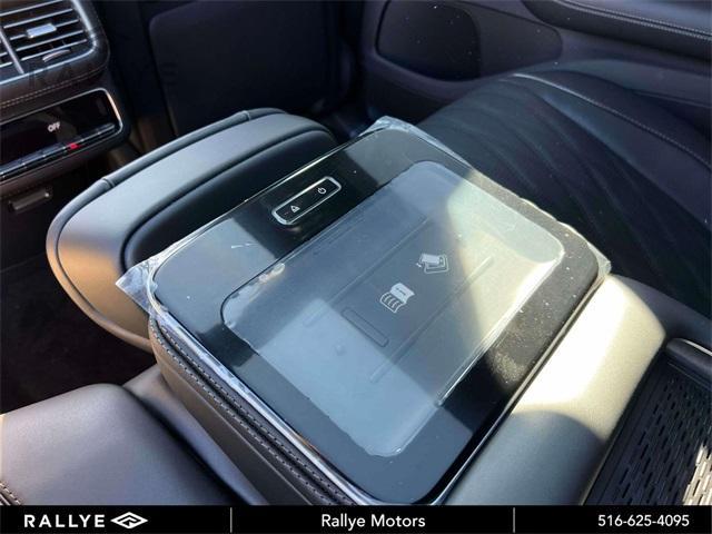 new 2026 Mercedes-Benz Maybach GLS 600 car, priced at $206,455