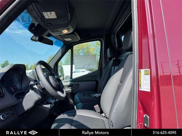 new 2025 Mercedes-Benz Sprinter 2500 car, priced at $55,583