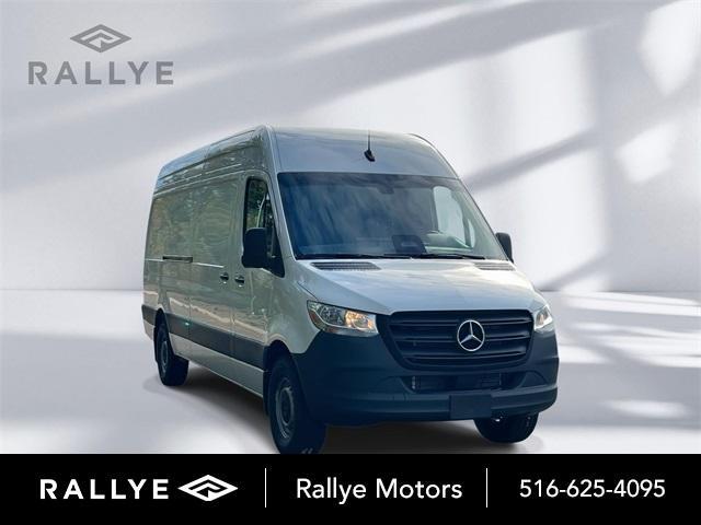 new 2025 Mercedes-Benz Sprinter 2500 car, priced at $61,578