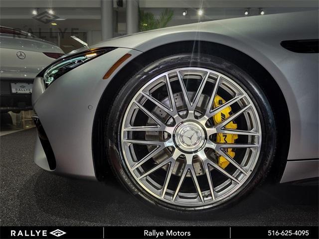 new 2025 Mercedes-Benz AMG SL 63 car, priced at $211,545
