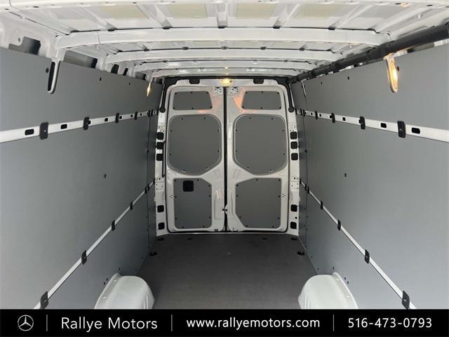 new 2025 Mercedes-Benz Sprinter 3500 car, priced at $70,188