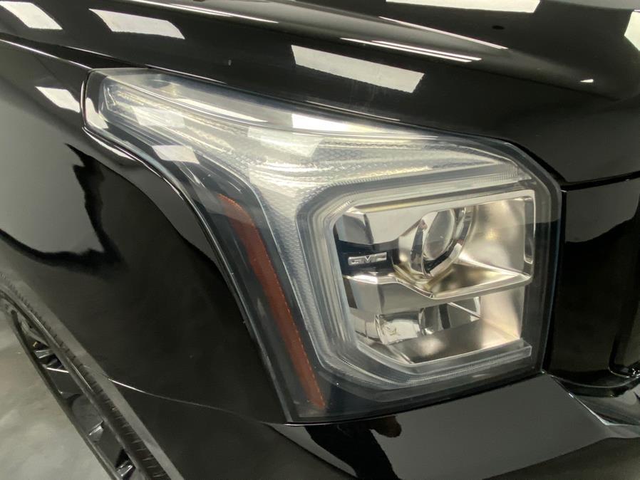 used 2019 GMC Yukon car, priced at $32,897