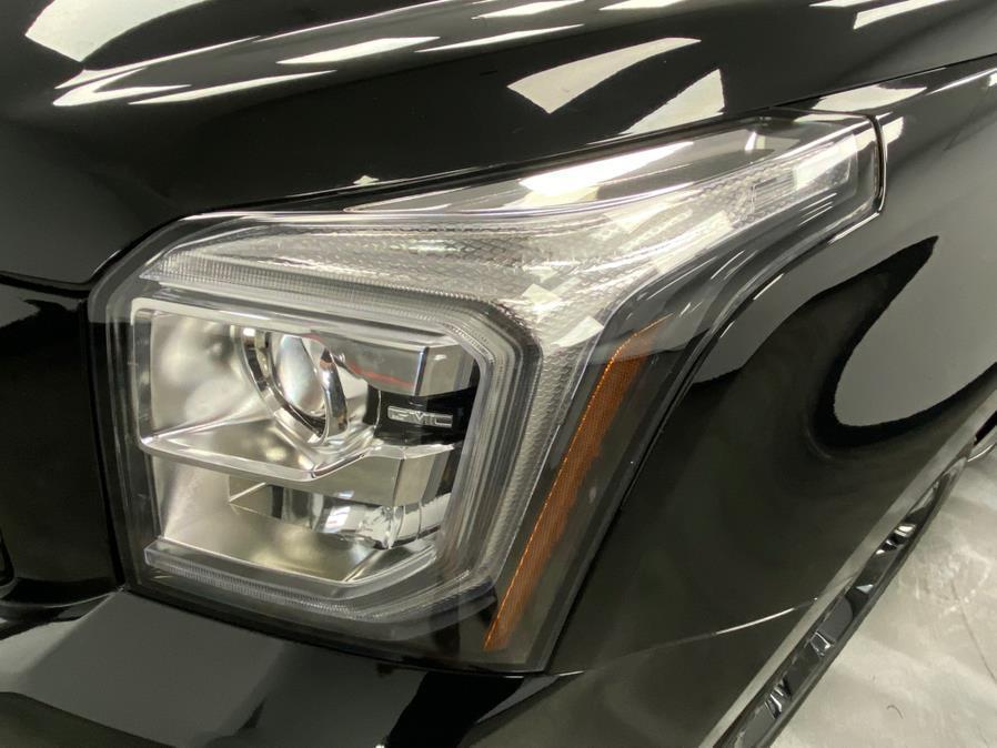 used 2019 GMC Yukon car, priced at $32,897