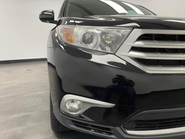 used 2012 Toyota Highlander car, priced at $15,703