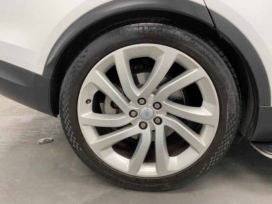 used 2017 Land Rover Discovery car, priced at $20,897