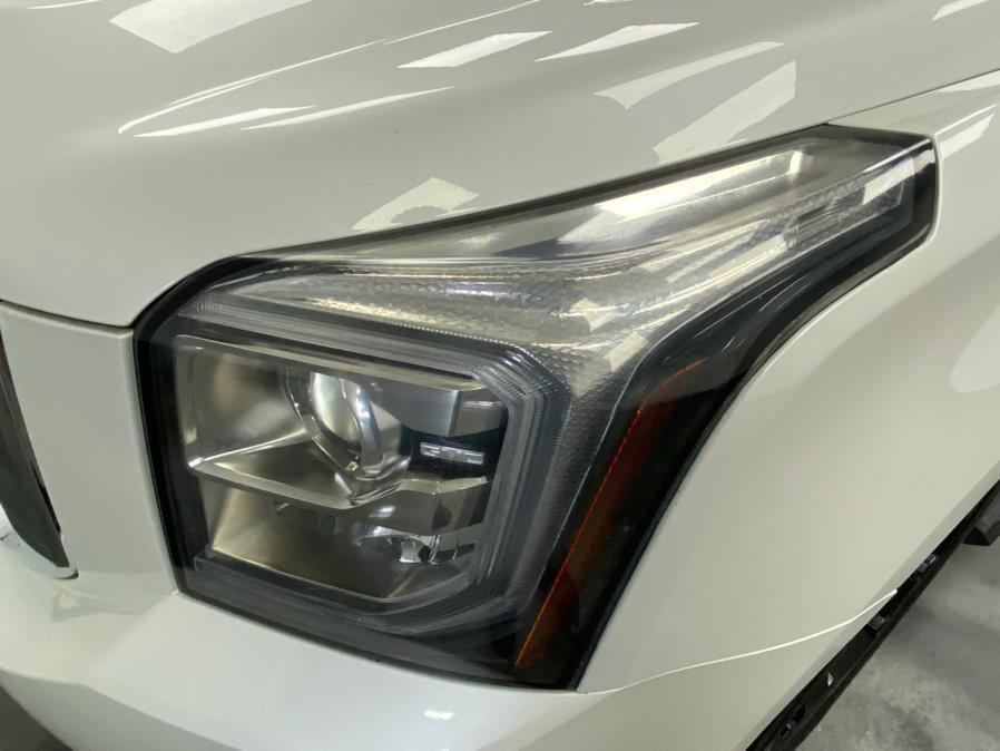 used 2017 GMC Yukon car, priced at $25,897