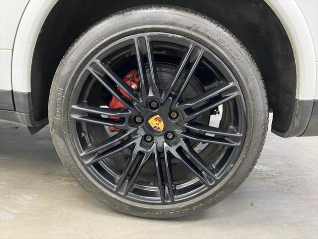 used 2018 Porsche Cayenne car, priced at $23,497