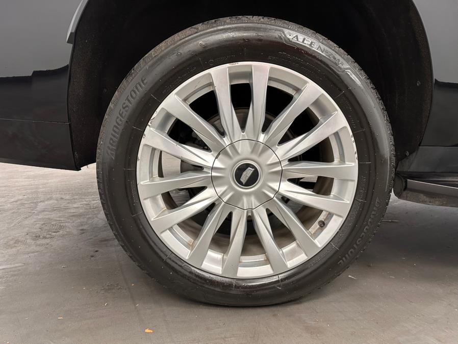used 2021 Cadillac Escalade ESV car, priced at $47,494