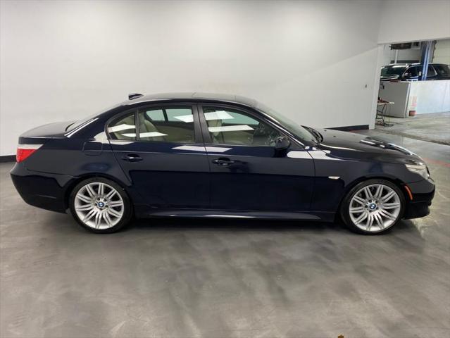 used 2009 BMW 550 car, priced at $9,150