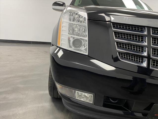 used 2014 Cadillac Escalade car, priced at $15,994