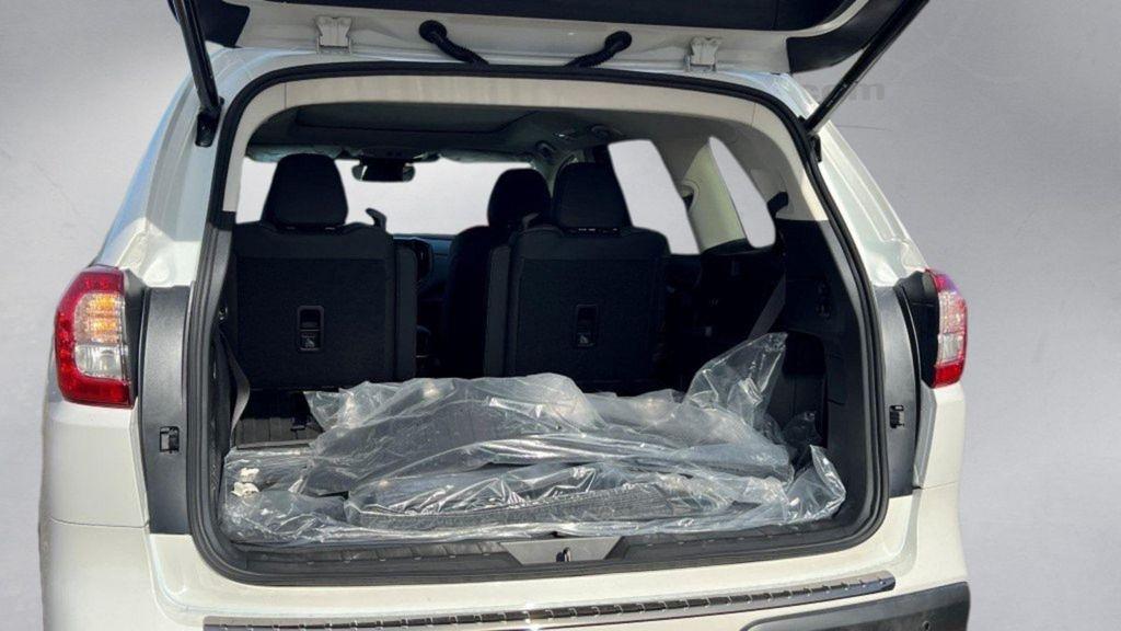 new 2025 Subaru Ascent car, priced at $43,695