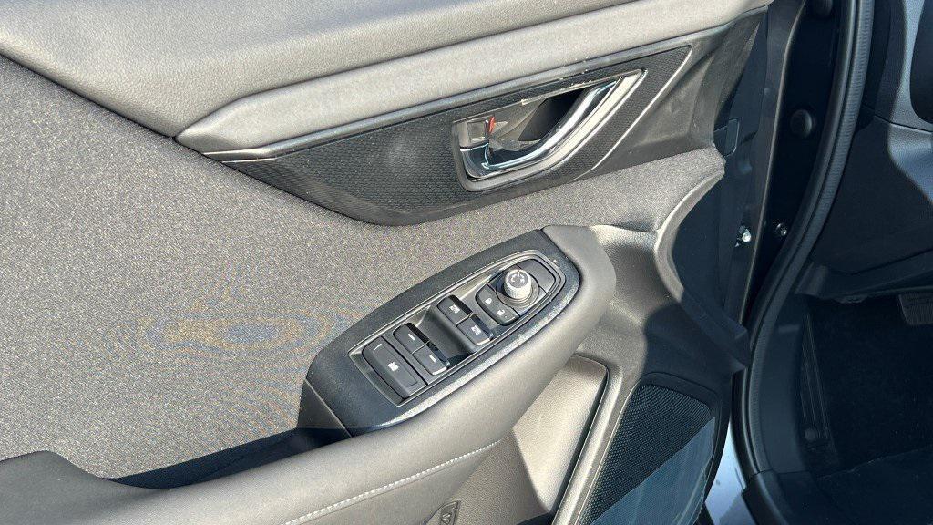 new 2025 Subaru Legacy car, priced at $30,113