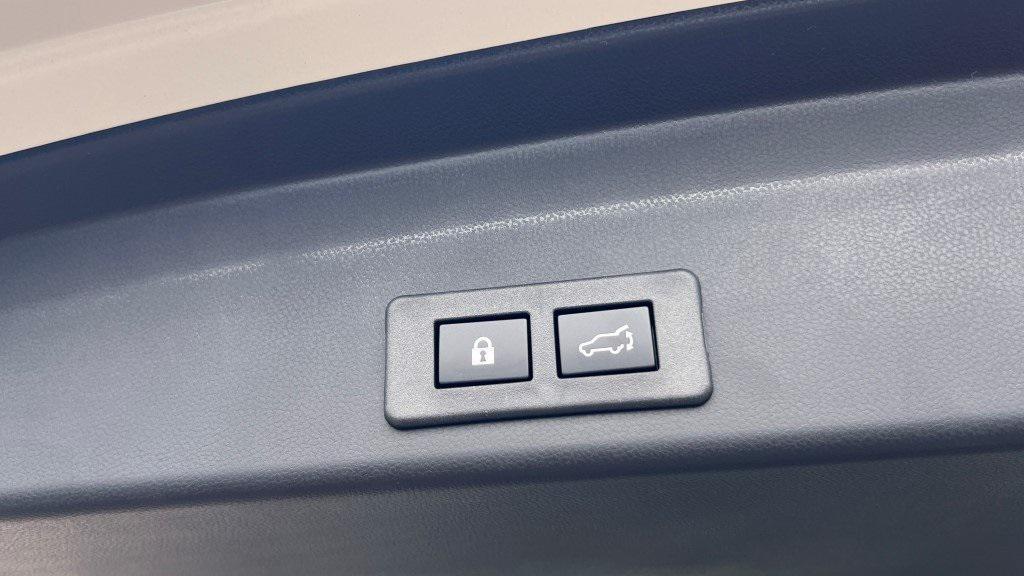 new 2025 Subaru Ascent car, priced at $49,797