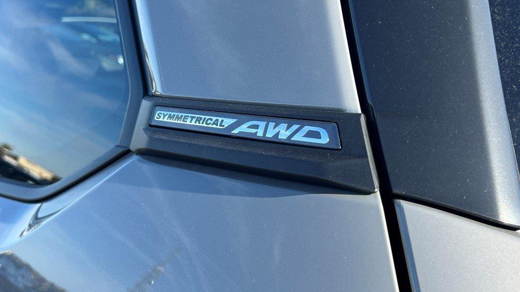 new 2025 Subaru Forester car, priced at $33,001