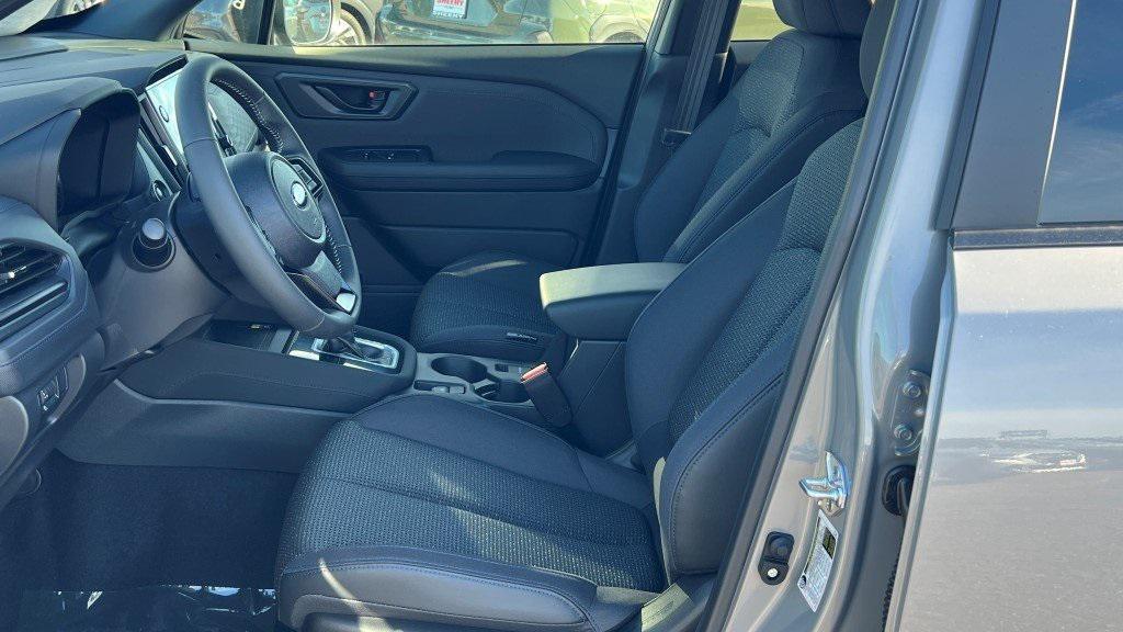 new 2025 Subaru Forester car, priced at $33,001