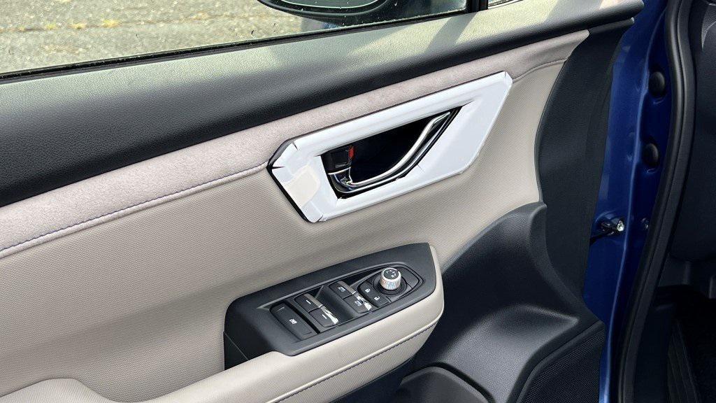 new 2025 Subaru Forester Hybrid car, priced at $44,306