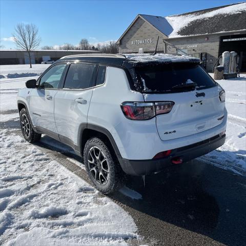 used 2025 Jeep Compass car, priced at $27,900