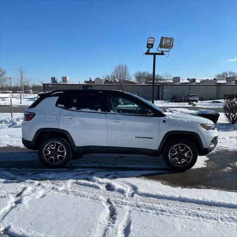 used 2025 Jeep Compass car, priced at $27,900