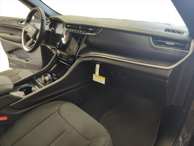 new 2025 Jeep Grand Cherokee car, priced at $43,665